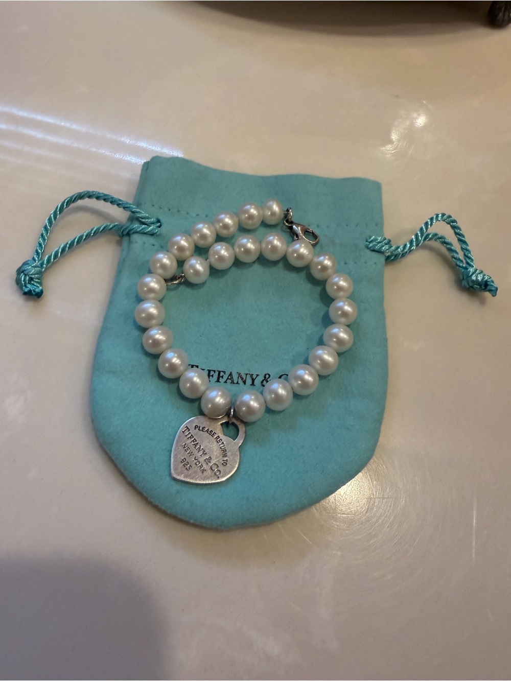 Tiffany & Co. Pearl Bracelet with Silver Heart Tag - White Pearls